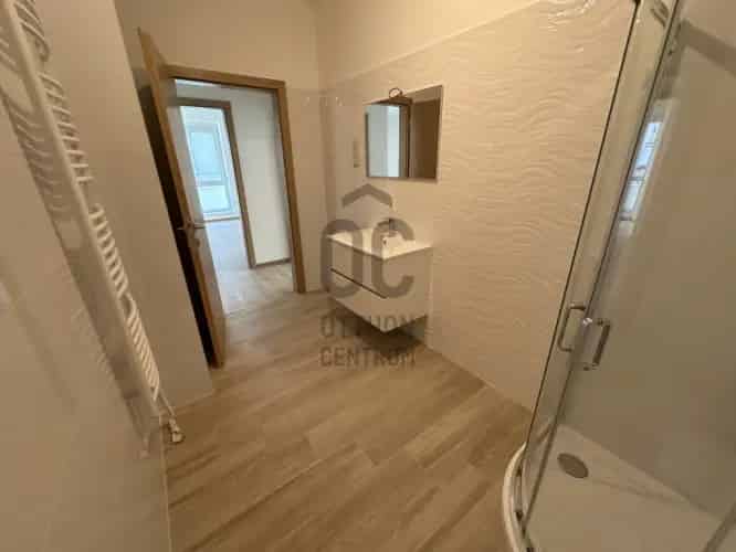 Kaposvári eladó újépítésű lakás, GDH373719