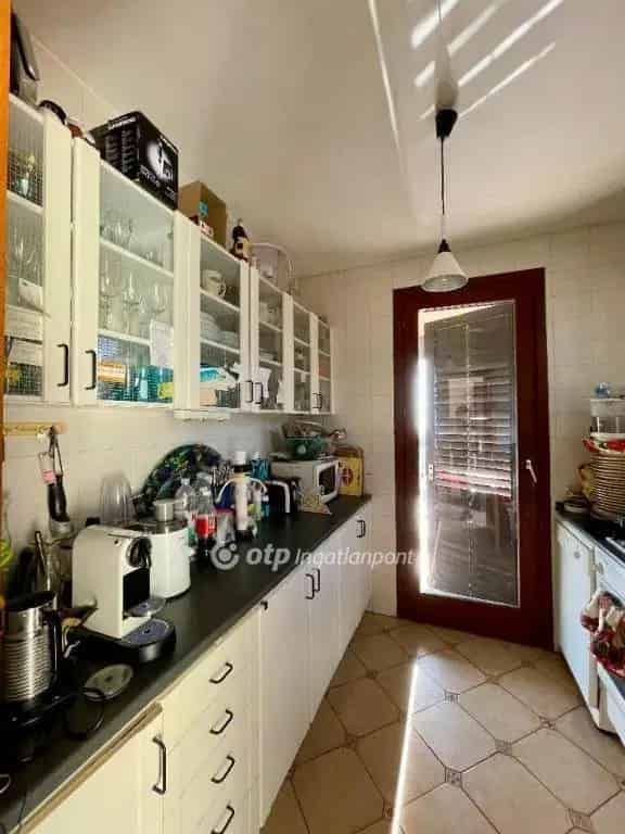 Balatonakarattyan Panoramás Medencés Nyaraló Eladó