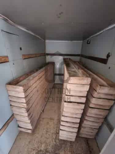 Berzencei elado pek es cukrasz uzem 440 m2
