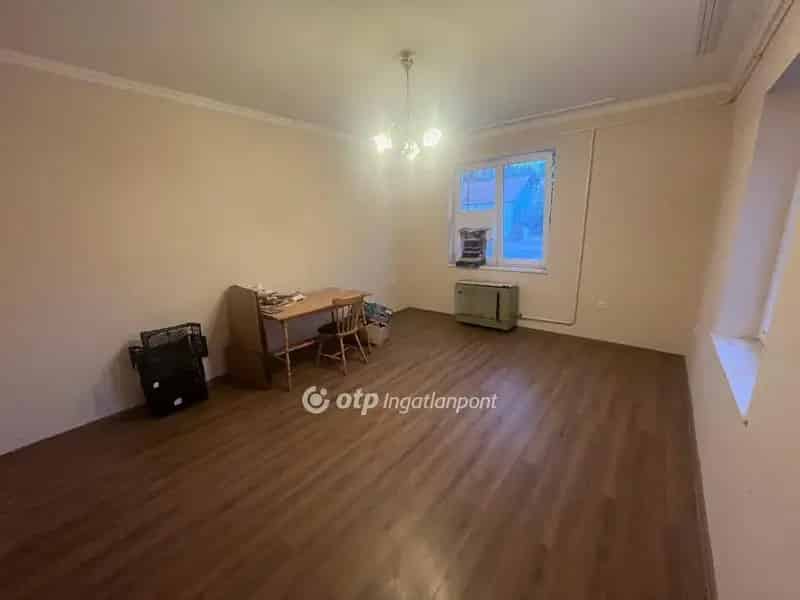 Szeged Újszegedi 1364 m2-es Telek 80 m2-es Házzal eladó