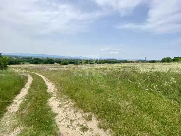 Telek eladó Fóton panorámás, Présház étterem közelében