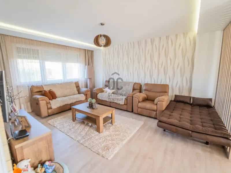 Ház Kiadó , Balmazújvárosi járás, Alföld és Észak