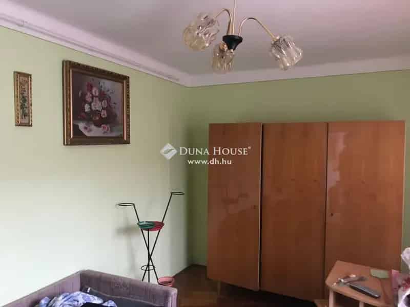 Kiskunfélegyháza Csendes Utcai Háza - 3 Szoba Udvarral