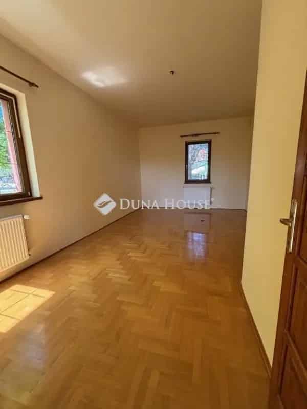 400nm-es Panorámás Családi Ház Piliscsabán