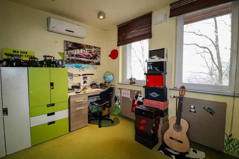 Panorámás családi ház Mogyoródon