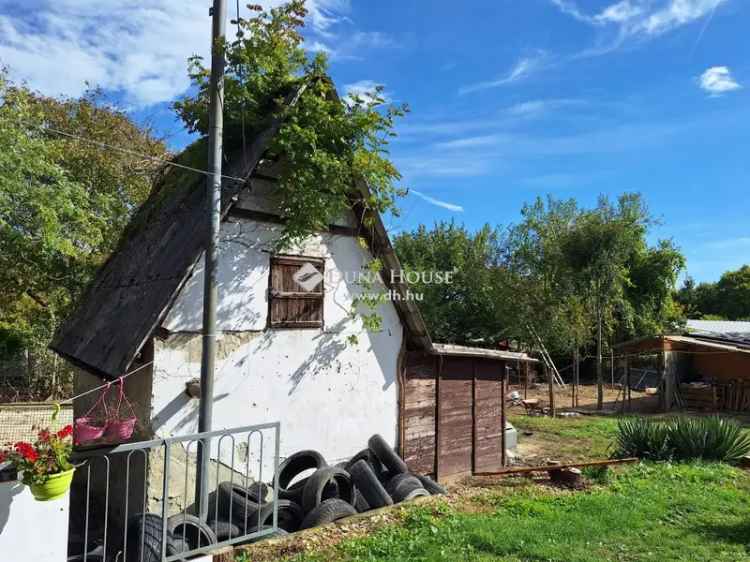 Családi ház Eladó in Bicskei járás, Dunántúl