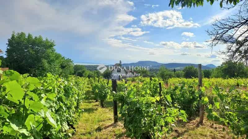 Balatoni Panorámás Telek Eladó Révfülöp Kővágóörs