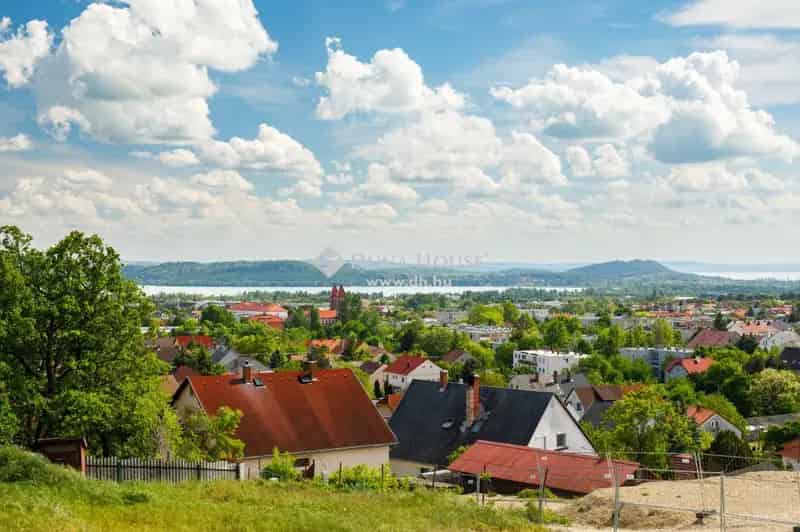Panorámás Telek Eladó Balatonfüreden Belváros Közelében