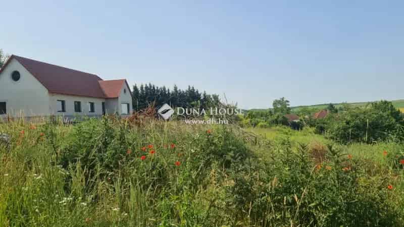 Romonya telek eladó Pécs közelében panorámával