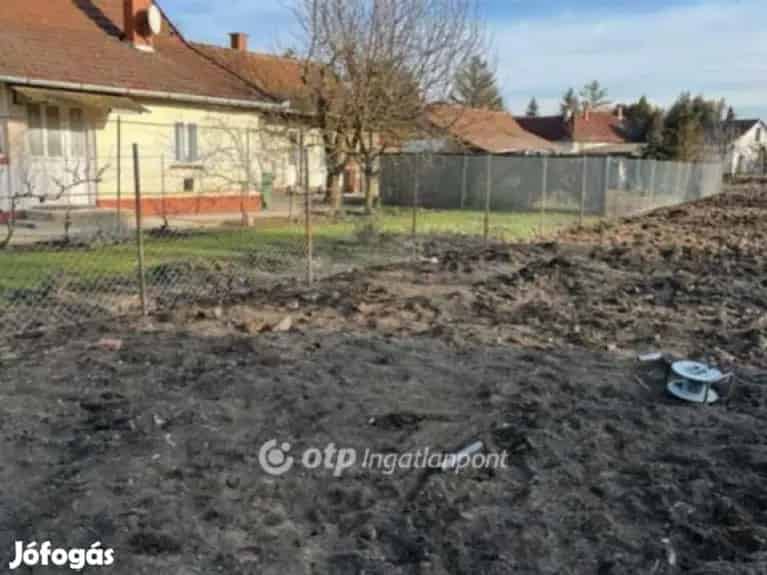 Eladó Telek Nádudvaron - 1561m2 - Közműves - Családi Ház Építésére Alkalmas