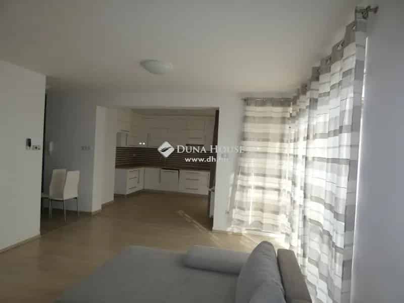Nyíregyháza Szilvavölgy Lakás eladó - 69m2, 31m2 Terasz, Gáz cirkó