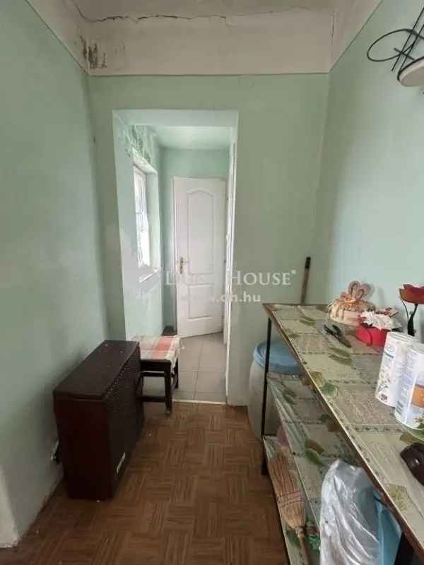 Péteri családi ház eladó 64 m2 838 m2 telekkel