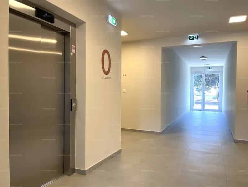 Új építésű 4 szobás erkélyes lakás Szekszárdon