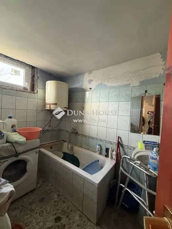 Üllői 2 szobás házrész eladó 376 nm kerttel