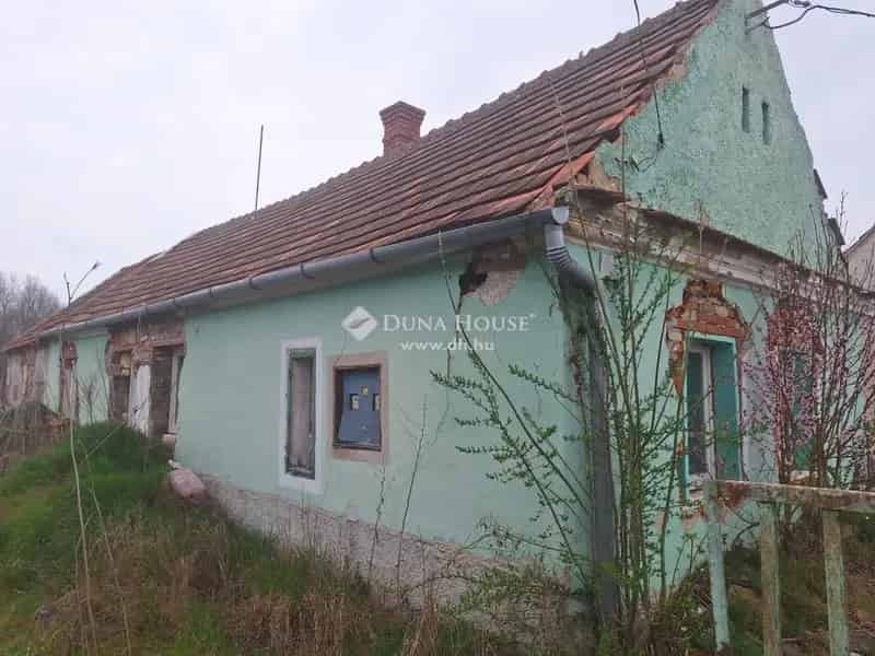 Felujítandó családi ház Rábapatyon 1475 nm-es telken