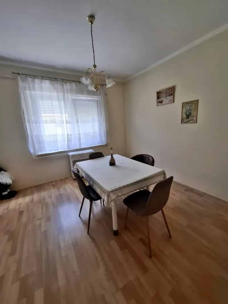 Eladó családi ház Taszáron - 3 hálószoba, dupla garázs, nagy telek