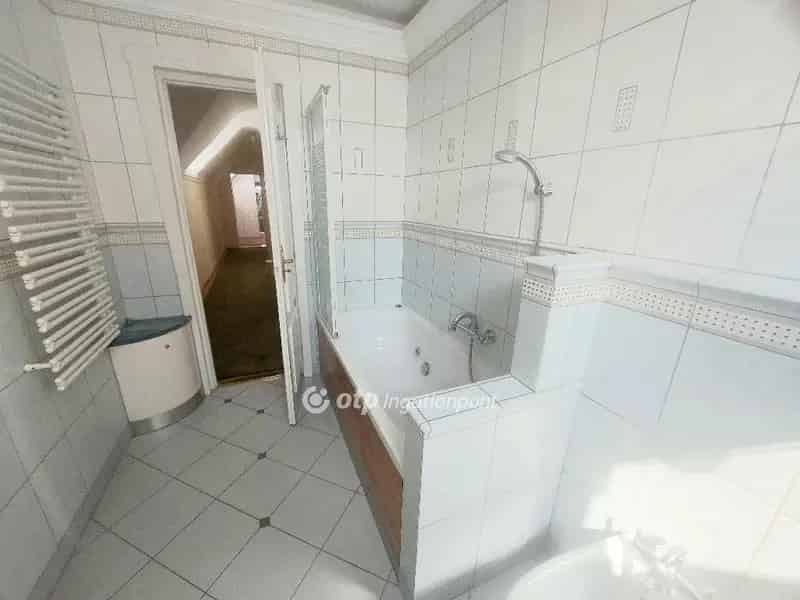 Kecskemét Belváros Peremén eladó 334 5 nm-es Családi ház
