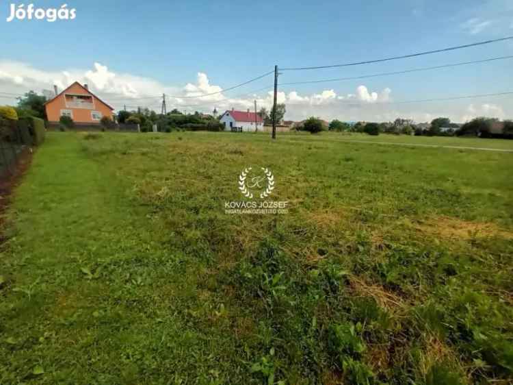 800 m2-es Telek Eladó Bánréven - Falusi CSOK-ra Alkalmas