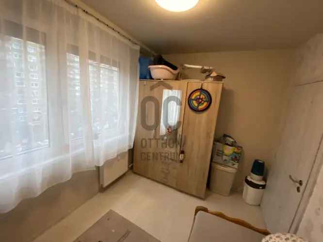 Budapest IV kerület Újpest 71 nm 3 szobás panel eladó