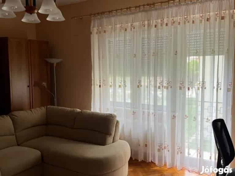 Eladó Tégla Lakás Székesfehérvár Király Soron 70 nm