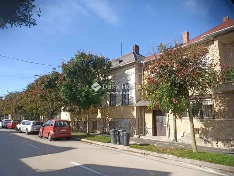 Zalaegerszeg Dózsa utca Nagypolgári Ház Eladó 692nm Telekkel