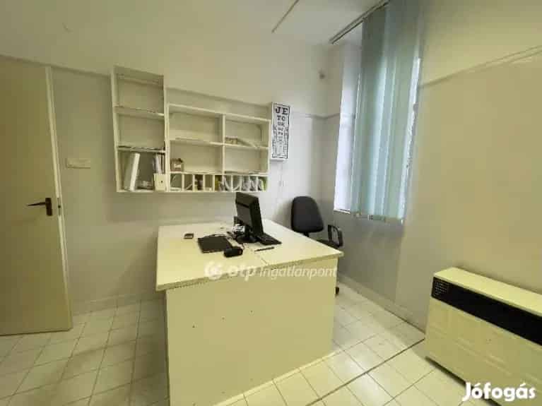 Siófok Belváros 26 5 m2 Orvosi Rendelő Eladó