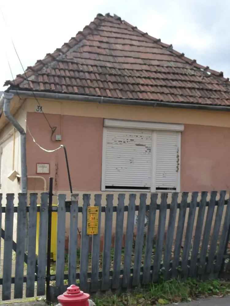 Eladó ház Miskolc Bartók Béla utcában felújításra váró ingatlan