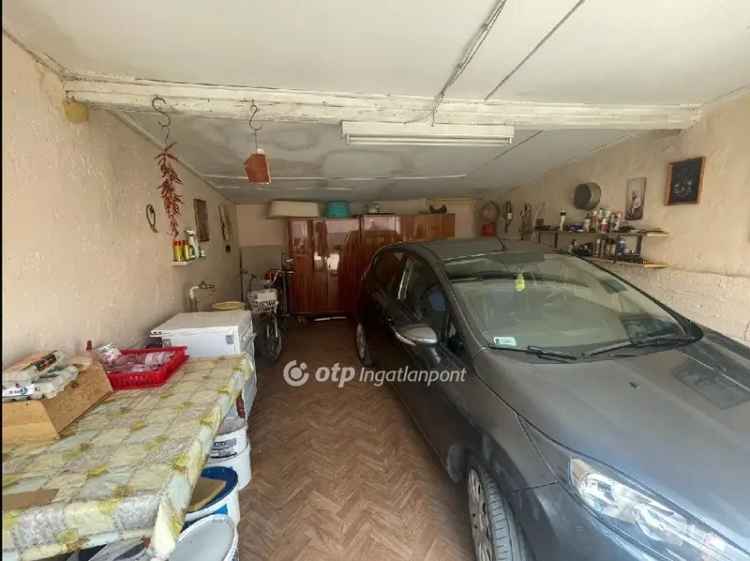 Erdőtelken eladó családi ház 70m2 garázzsal