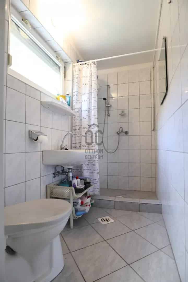 Tiszakécske közeli azonnal költözhető felújított nyaraló