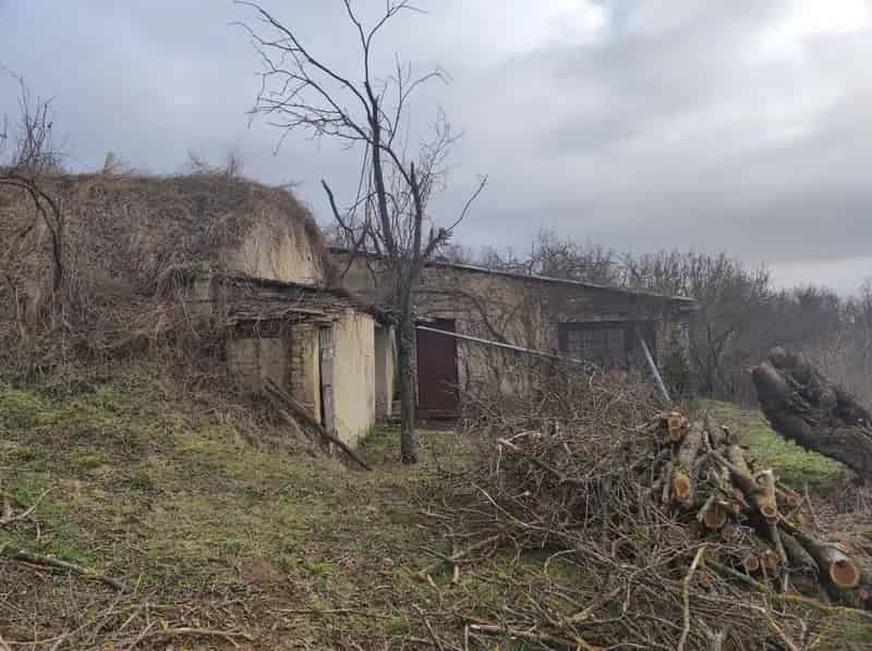 Perekedi mezőgazdasági terület eladó