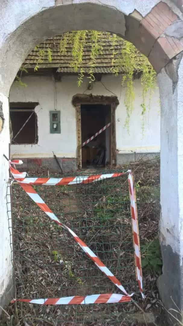 Tardos Központi Sorház Eladó 55m2 183m2 Telken