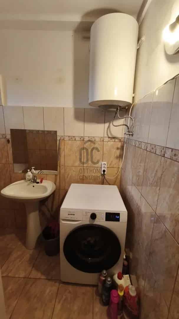 Hajduböszörményi 2 szobás lakás eladó központi helyen