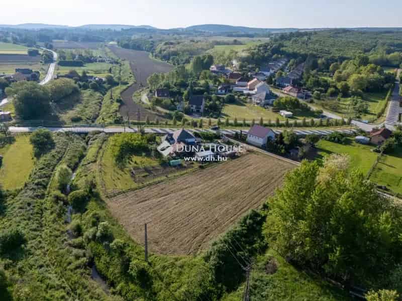 Bakonycsernye Epitesi Telek Elado Patakparton Csendes Helyen
