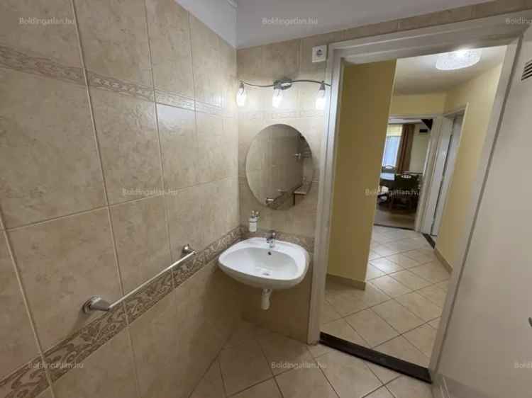 180m2-es 4 Apartmanos Nyaraló Eladó Kaposvár Közelében