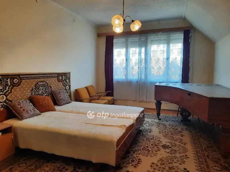 Gyulai családi ház eladó Románvároson - 192 m2