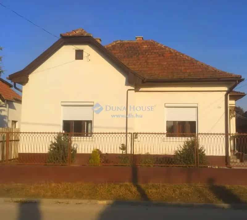 17 Kerulet 2 Generacios Csaldi Haz Elado
