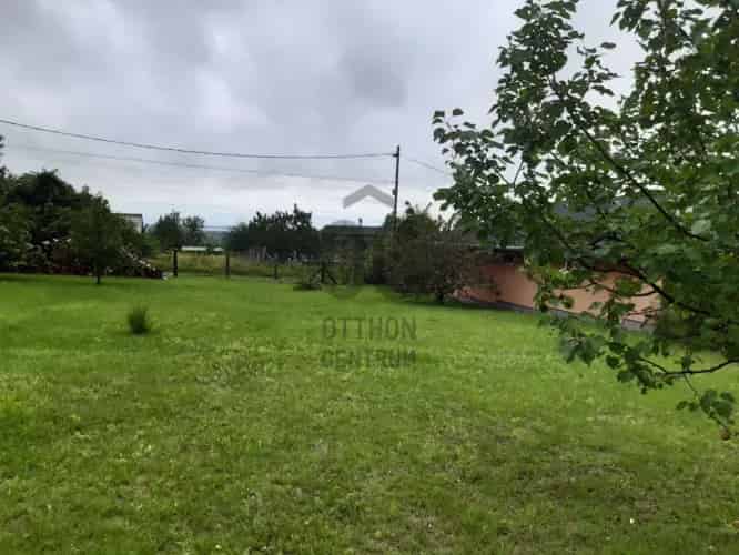 Lábatlani eladó telek, DTK028528
