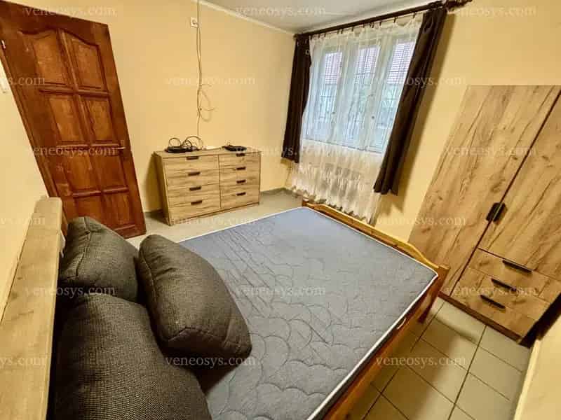 Eladó Sajószentpéteren 36 m2-es kis ház kis udvarral