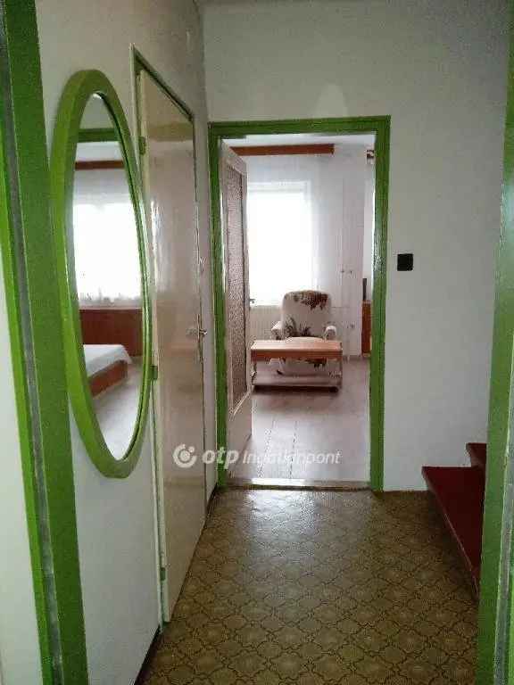 Balatonfüred Csendes Sorházrész Eladó 104m2 4 Szoba Garázzsal