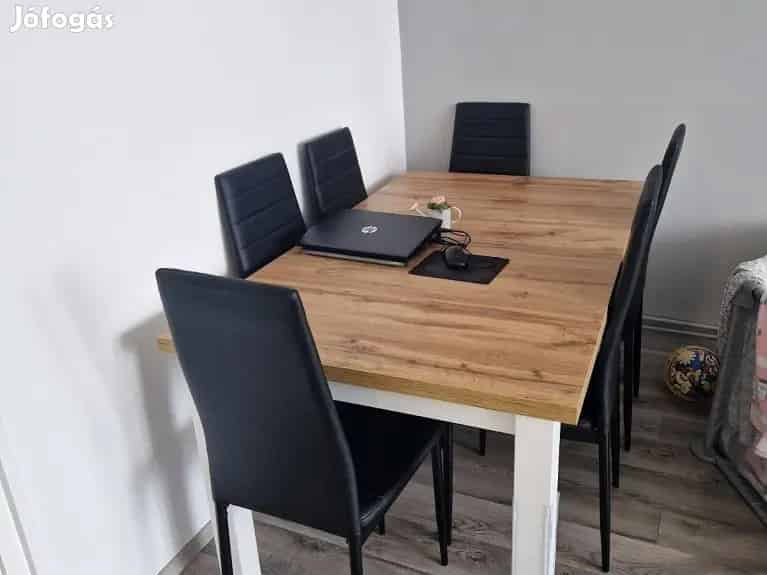 Panorámás felújított lakás Várpalotán eladó