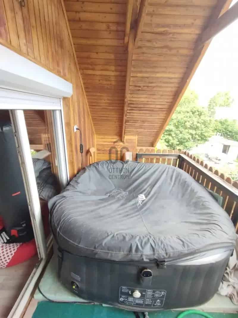 Csopaki családi ház eladó - 4 szoba, 2 fürdő, Balaton közelsége