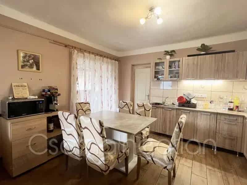 Kenyeri családi ház eladó 2 szoba 1831 m2 telekkel