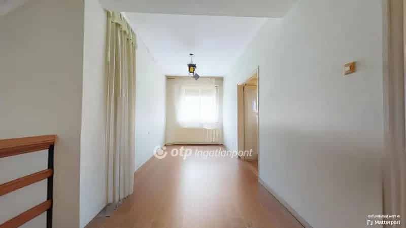 Baktakék 170 nm-es családi ház eladó - 4+1 fél szoba, garázs