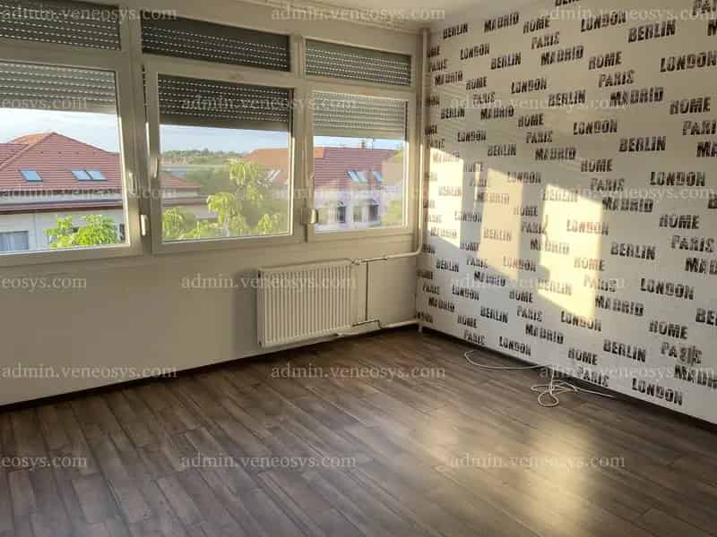 Azonnal költözhető 2 szobás lakás Érd központban