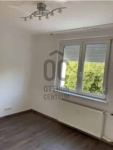 Budapest XI kerület felujitott 2 szobas panel lakás eladó