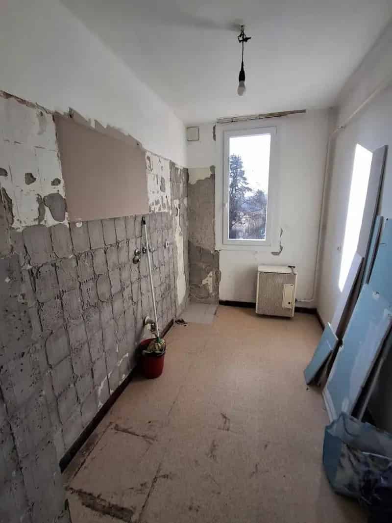 35m2-es 1 szobás felújított lakás eladó Bátonyterenye Nagybátonyban
