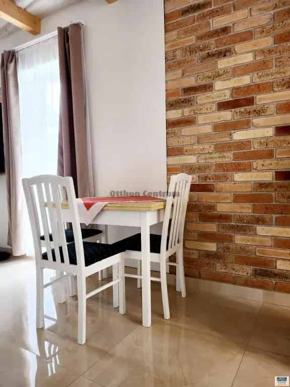 Kőröshegy ház eladó - 66m2 + galéria, kert, terasz