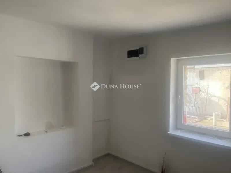 80m2 25m2-es Felújított Családi Ház Eladó Nagy Garázzsal
