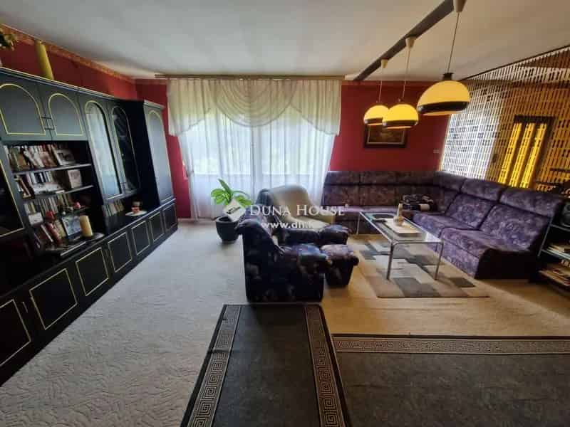 157 m2-es családi ház Baja-Szentistvánon