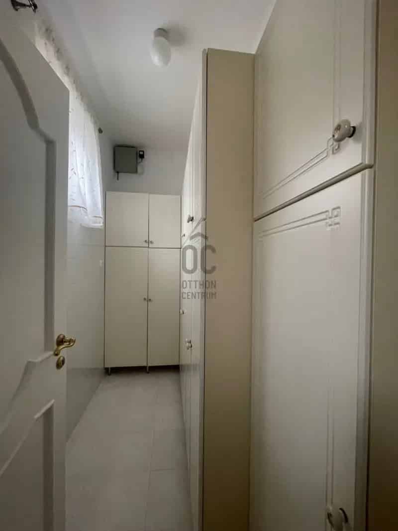 195 nm-es Családi Ház Belváros Közelében